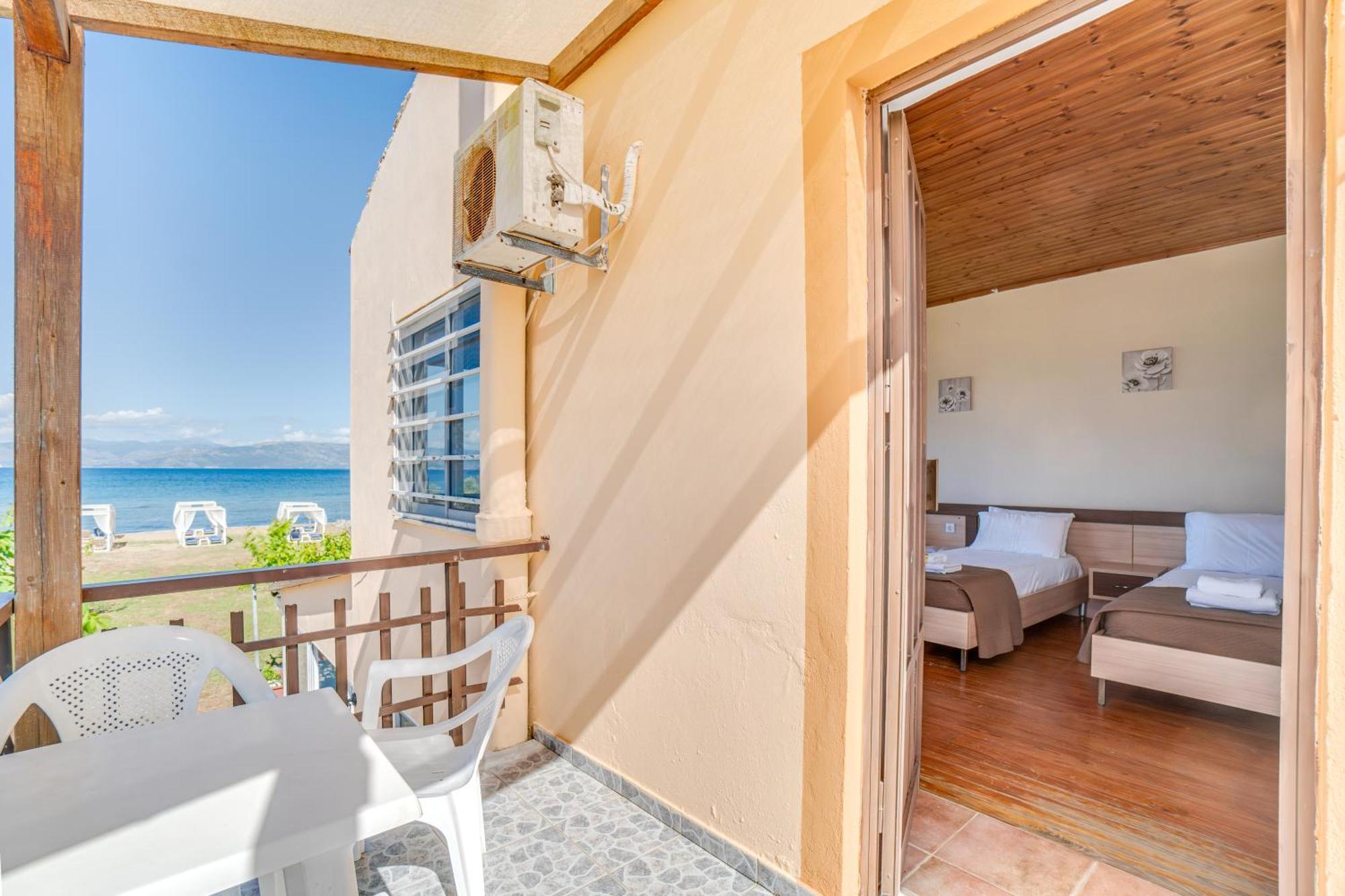 Sandy Beach Houses - Sea View Кавос Экстерьер фото